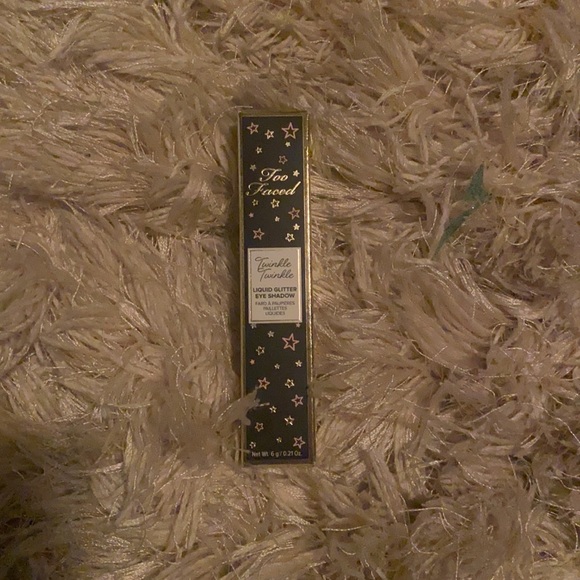 Too Faced Licorich Twinkle Twinkle liquid glitter eyeshadow. - Picture 2 of 3